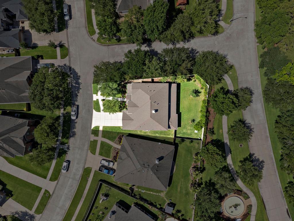 117 Lamar Canyon Lane, Friendswood, Texas image 30