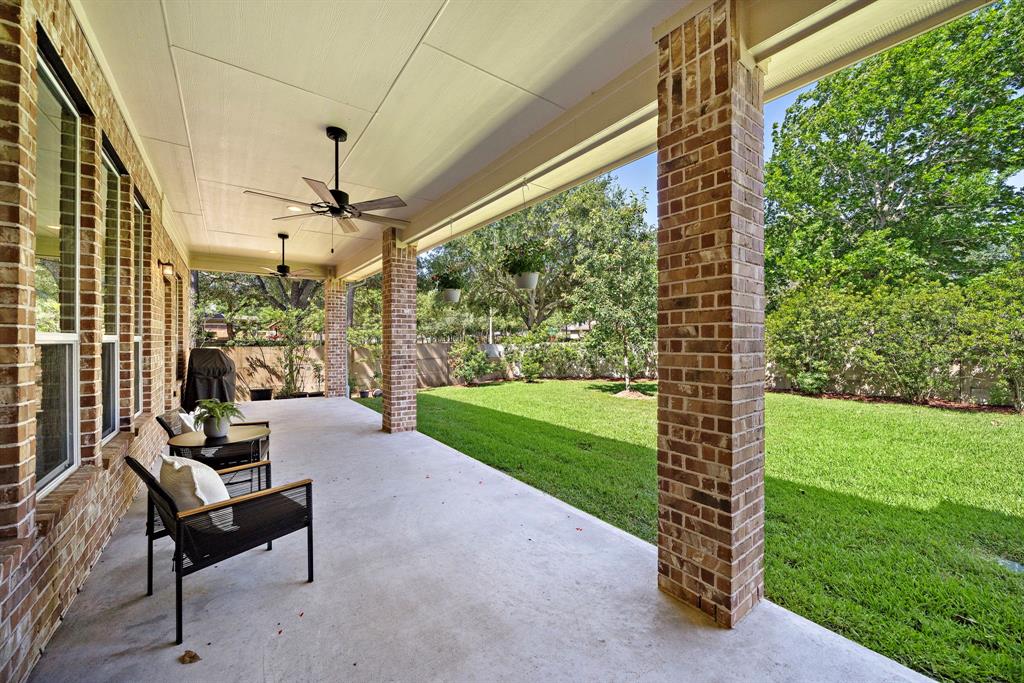 117 Lamar Canyon Lane, Friendswood, Texas image 27