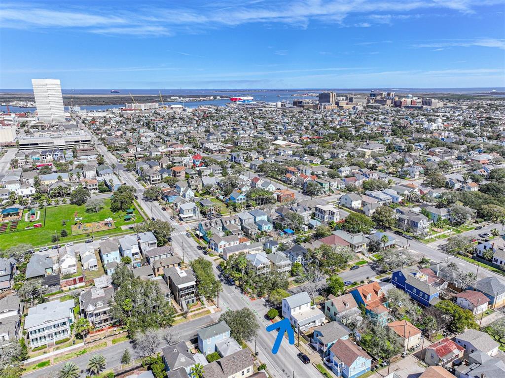 1827 Avenue M, Galveston, Texas image 12