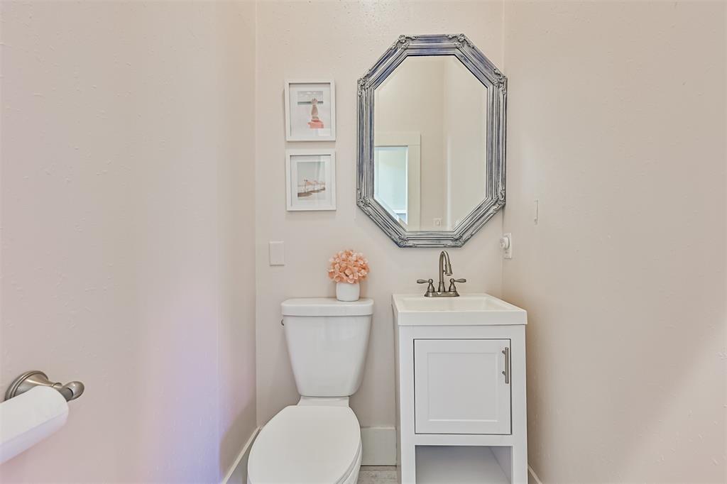 1827 Avenue M, Galveston, Texas image 17
