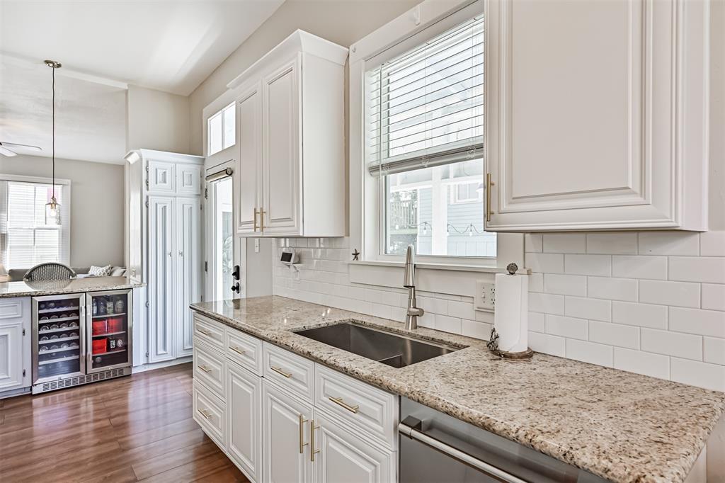 1827 Avenue M, Galveston, Texas image 35