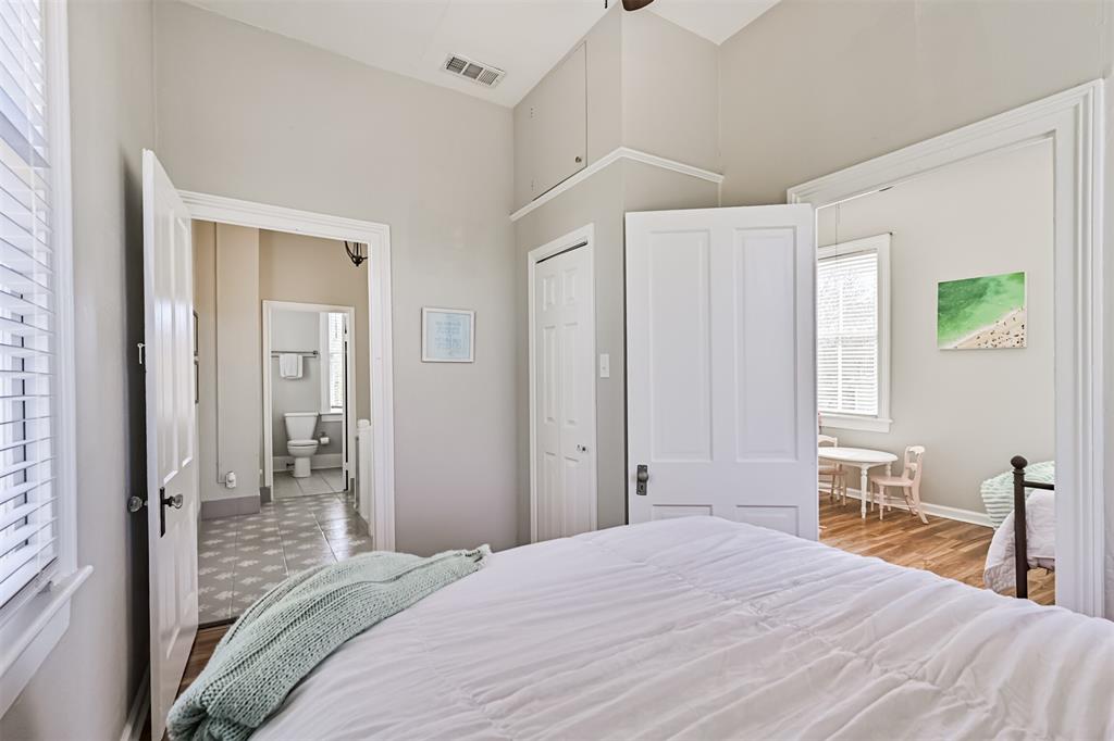 1827 Avenue M, Galveston, Texas image 24