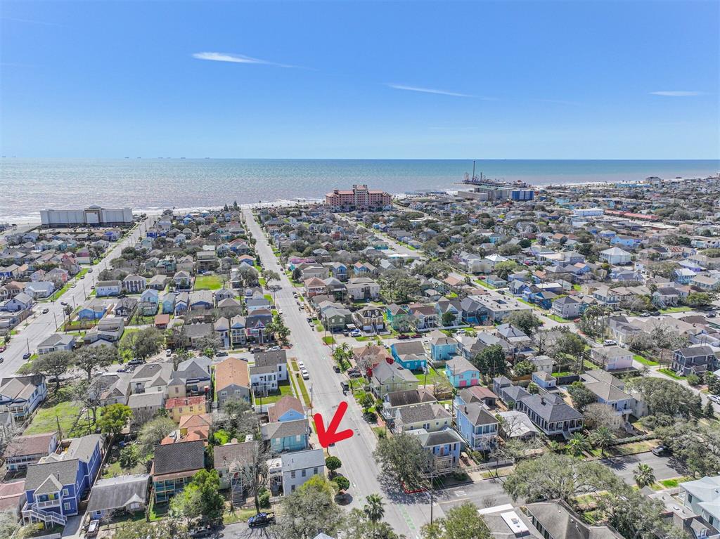 1827 Avenue M, Galveston, Texas image 5