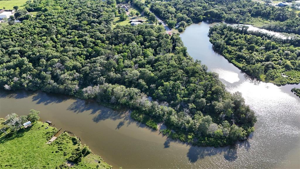 9903 County Road 210, Liverpool, Texas image 13
