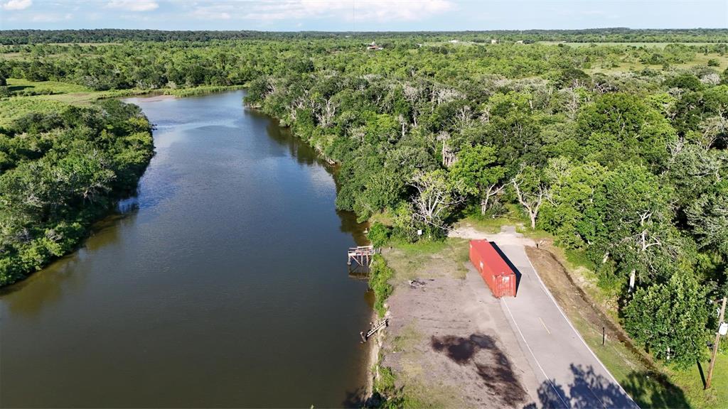 9903 County Road 210, Liverpool, Texas image 5