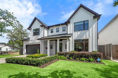 1610 Woodcrest Drive Houston TX 77018