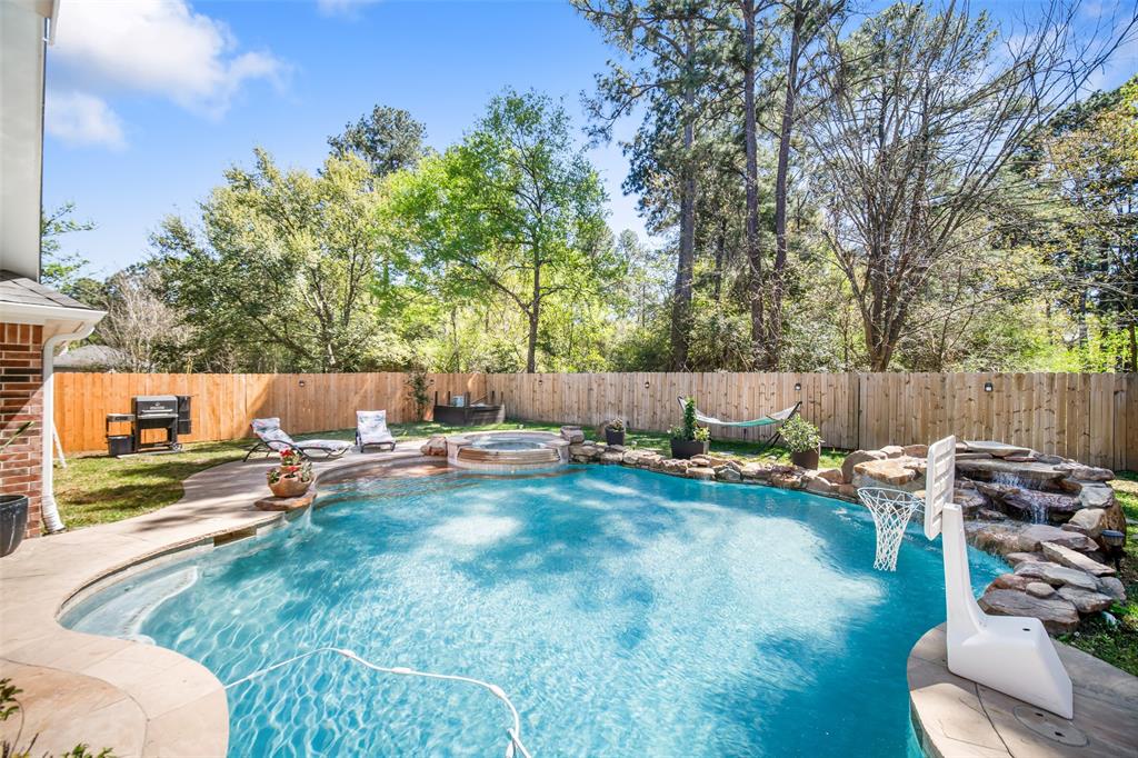 12839 Bedford Falls Drive, Cypress, Texas image 40