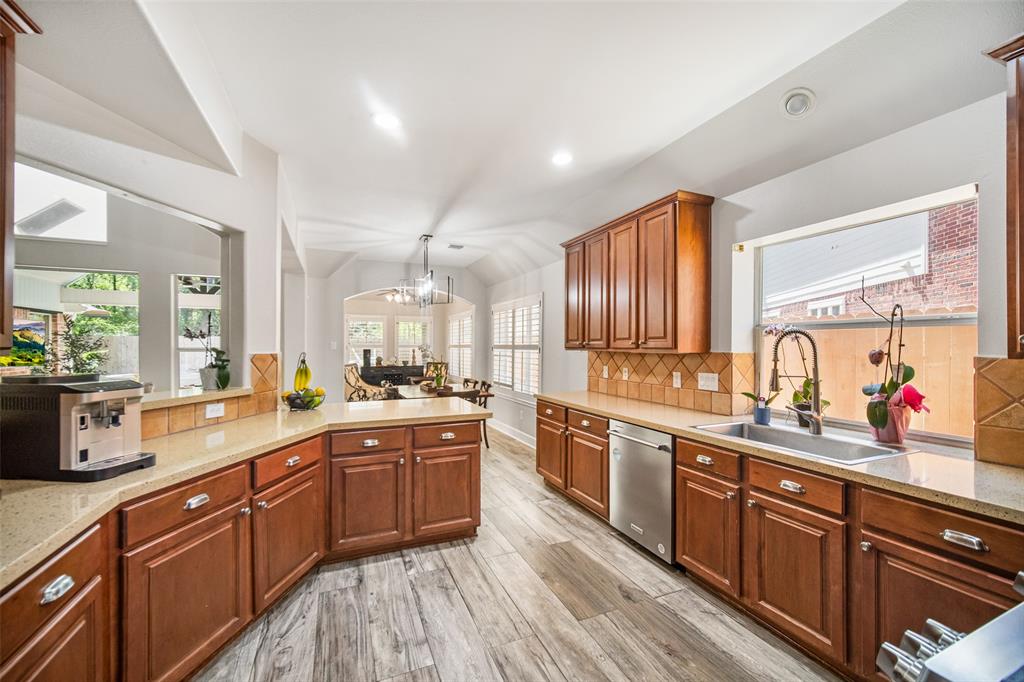 12839 Bedford Falls Drive, Cypress, Texas image 26