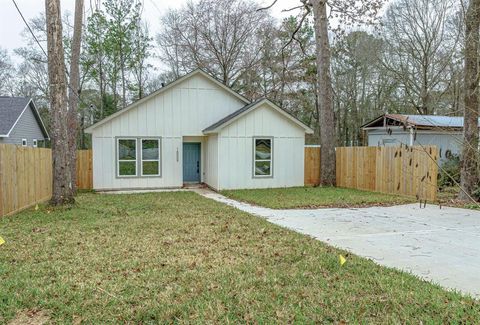 16009 Louise Drive Willis TX 77378