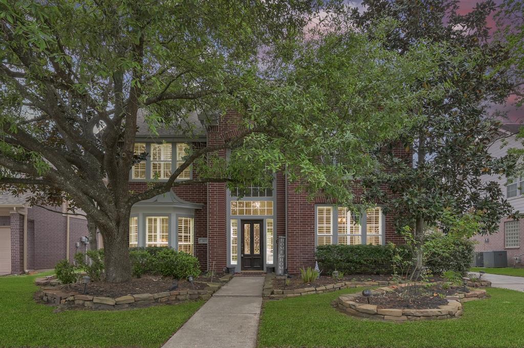 property-search 2 507 Willow Springs Place