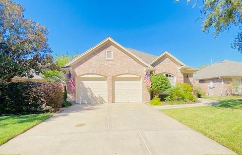 A home in League City