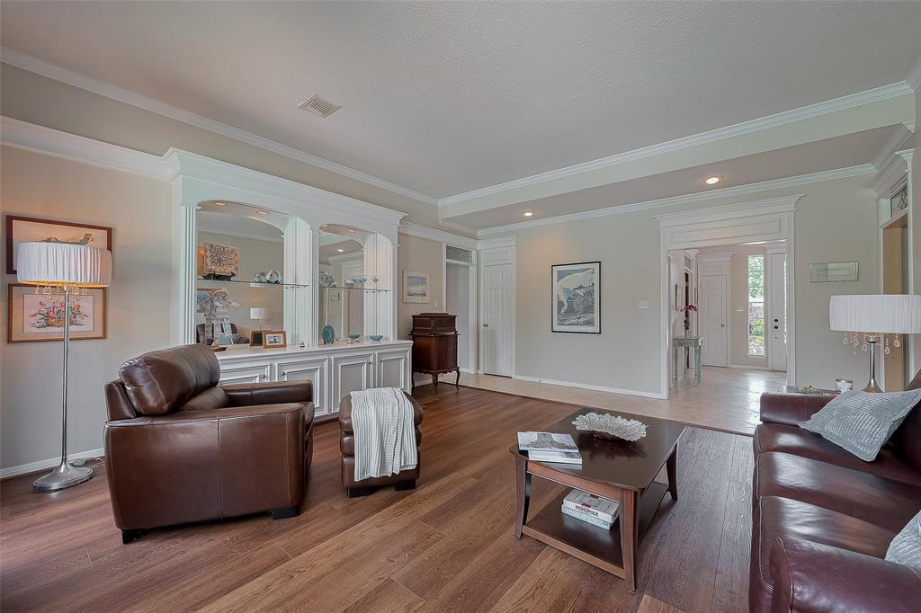 5807 Juniper Knoll Lane, Houston, Texas image 11