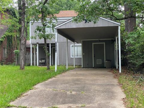 Photo of 28604 Magnolia Court, Huntsville, TX 77320 (MLS # 23169501)