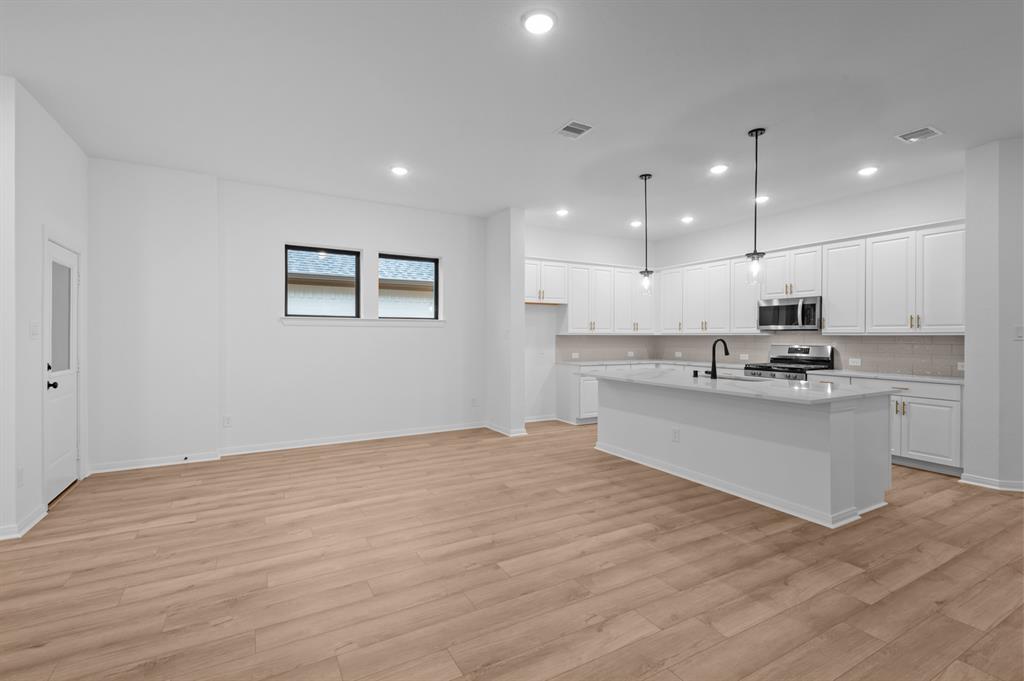 525 Red Eyed Vireo Court, Magnolia, Texas image 33