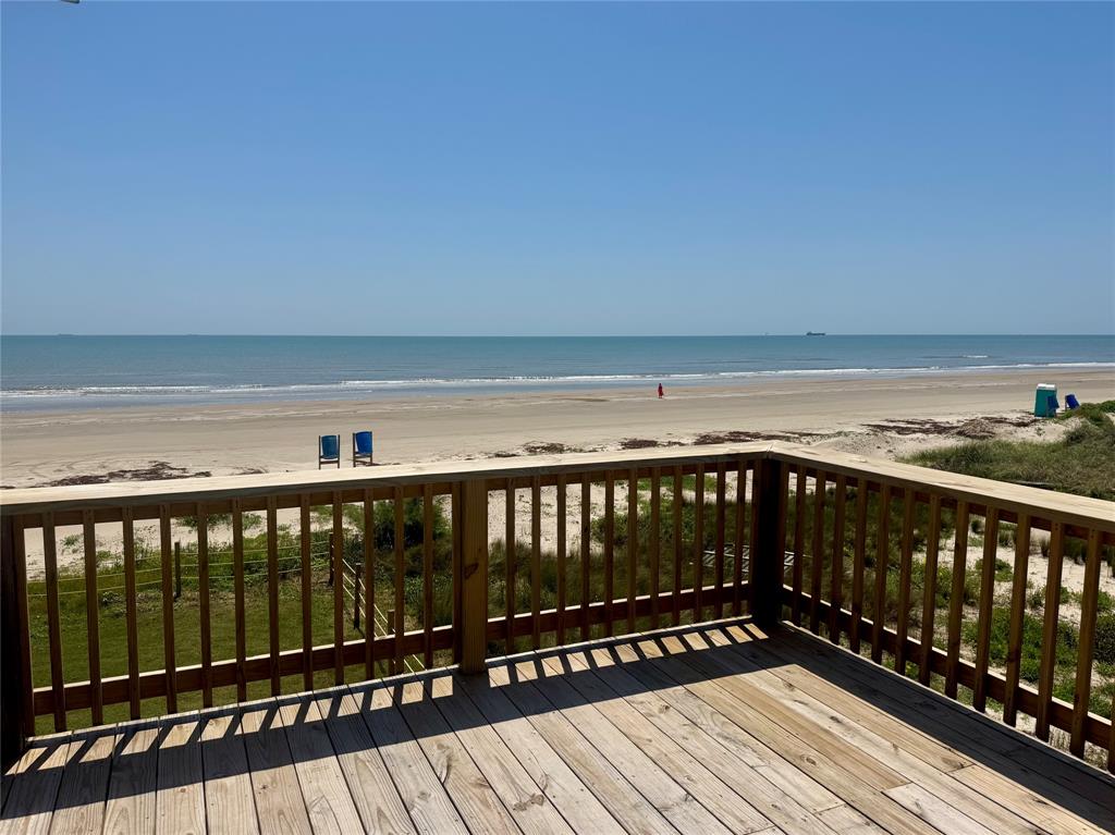 101 Saltgrass Avenue, Surfside Beach, Texas image 7