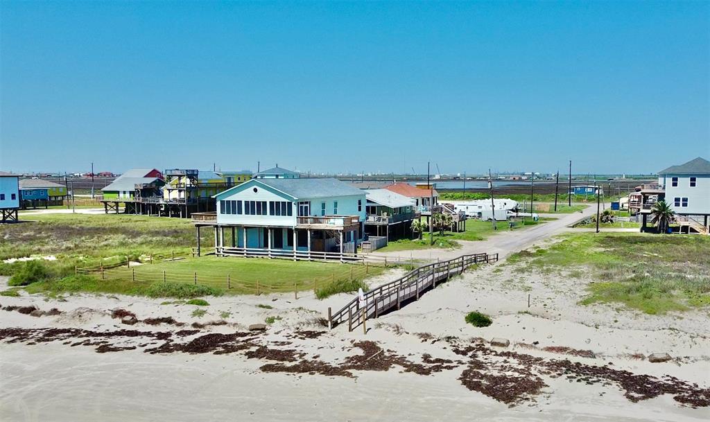 101 Saltgrass Avenue, Surfside Beach, Texas image 6