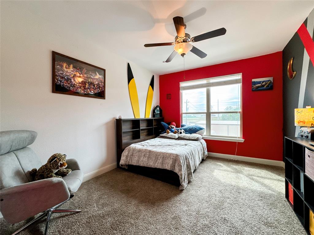 717 Via Lago, Webster, Texas image 18