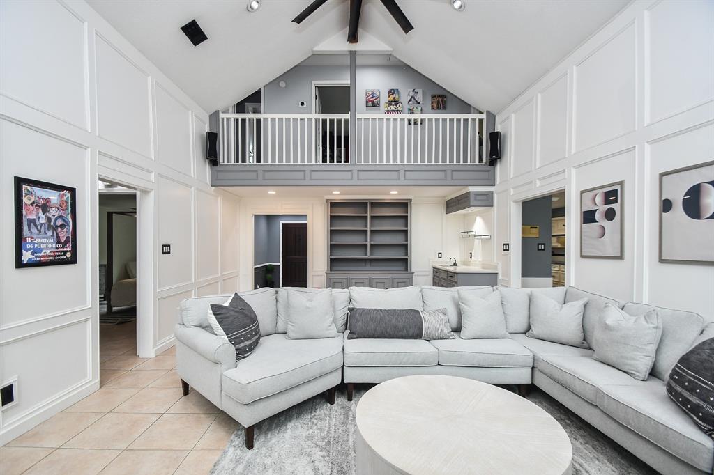 22338 N Rebecca Burwell Lane