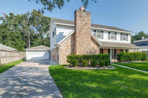 A home in Taylor Lake Village