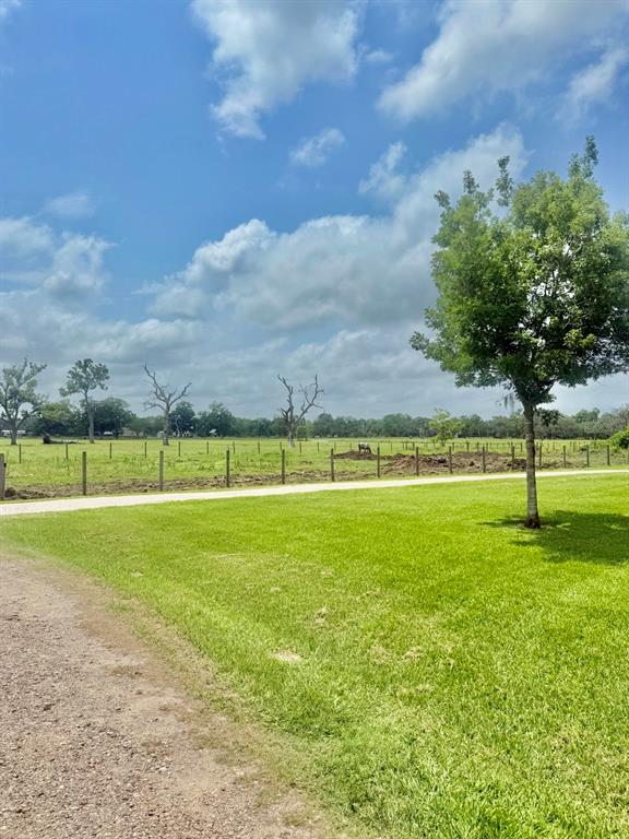 1380 Jimmy Phillips Boulevard, Angleton, Texas image 15