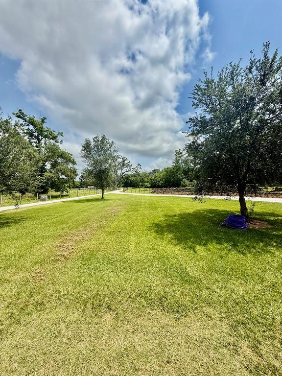 1380 Jimmy Phillips Boulevard, Angleton, Texas image 20