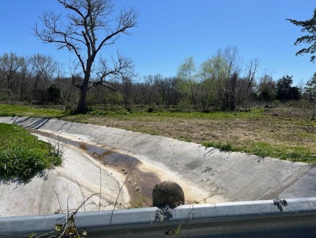 Woodland Lane, Dayton, Texas image 7