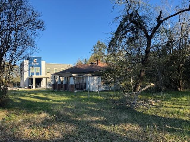 3117 3115 3107 Montgomery Road, Huntsville, Texas image 8