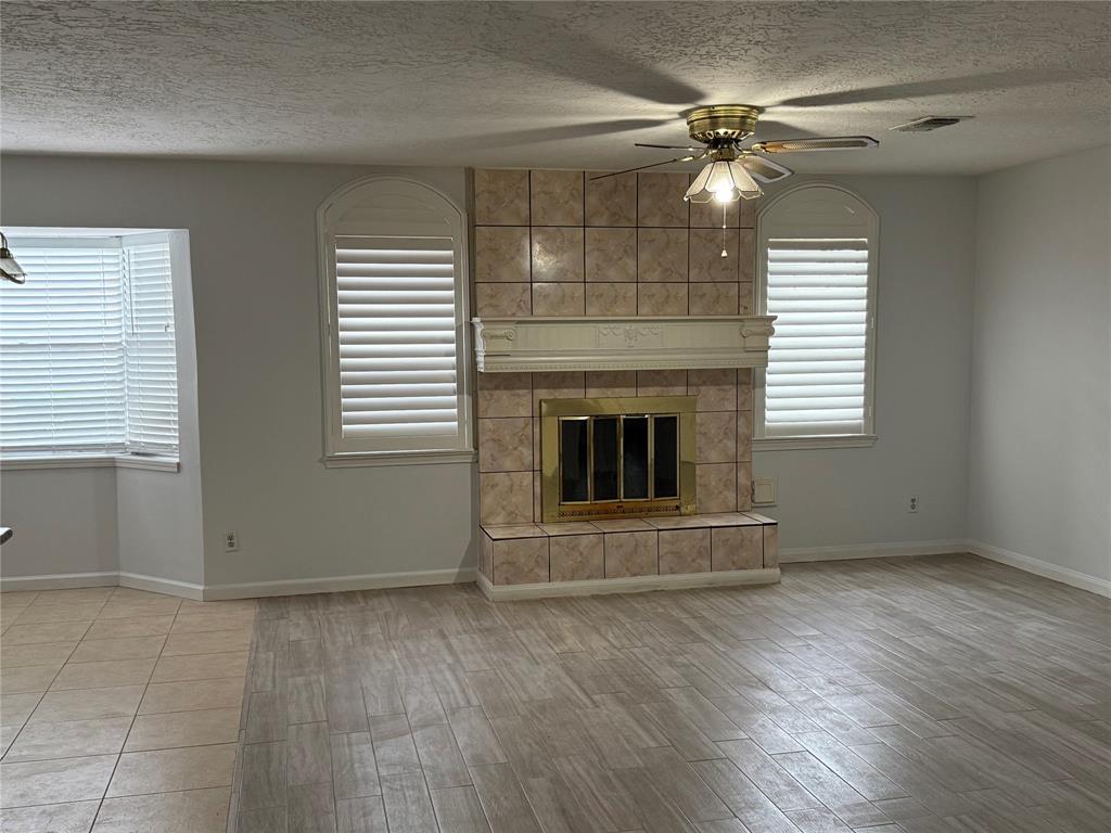 1727 Eastfield Drive, Missouri City, Texas image 11