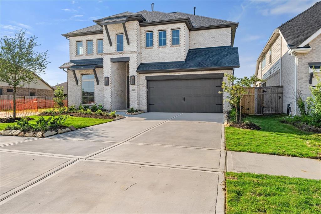 29622 Sterling Knoll Drive, Fulshear, Texas image 3