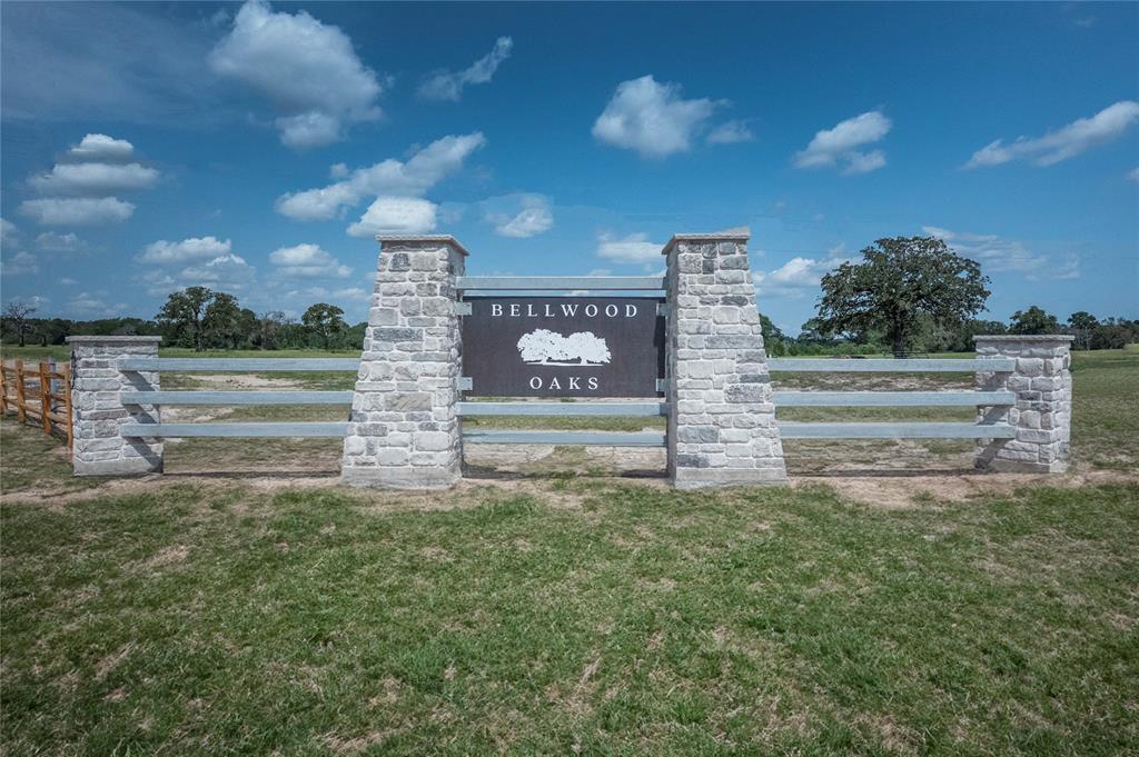 363 Oak Hill Lane, Bellville, Texas image 9