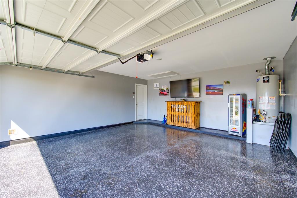9114 Burnet Fields Drive, Baytown, Texas image 23