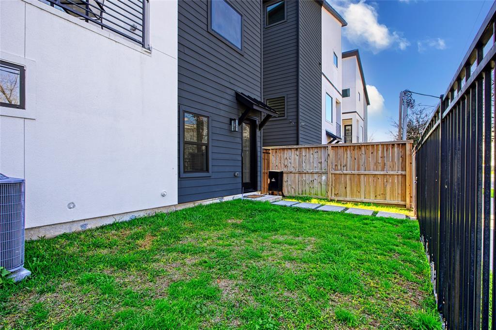 2404 Hadley Street #D, Houston, Texas image 27