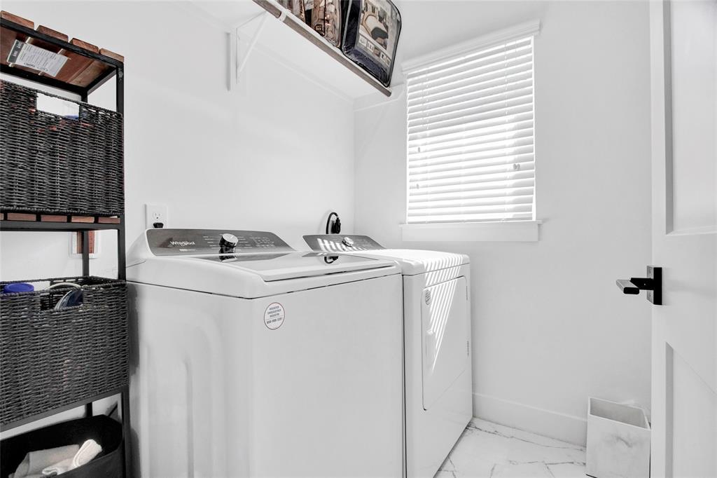 2404 Hadley Street #D, Houston, Texas image 26