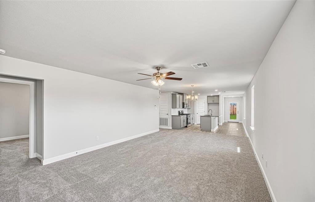 4335 West Bayou Maison Circle, Dickinson, Texas image 3