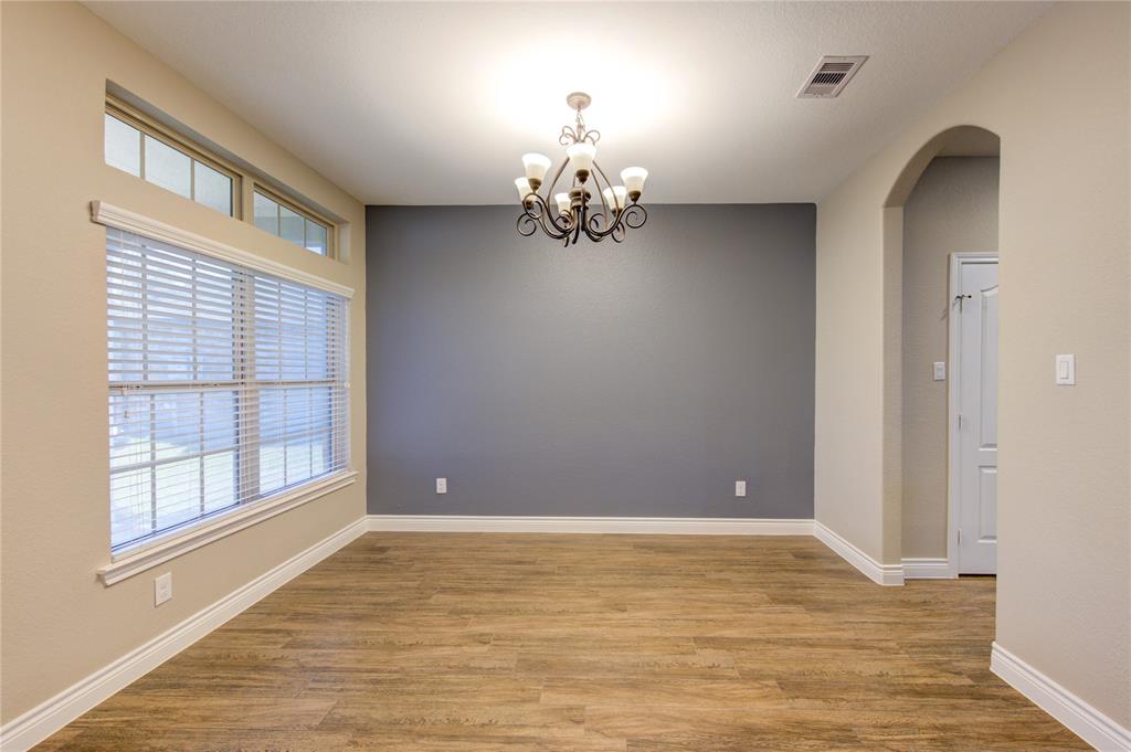 203 Harbor Bend Lane, Dickinson, Texas image 12