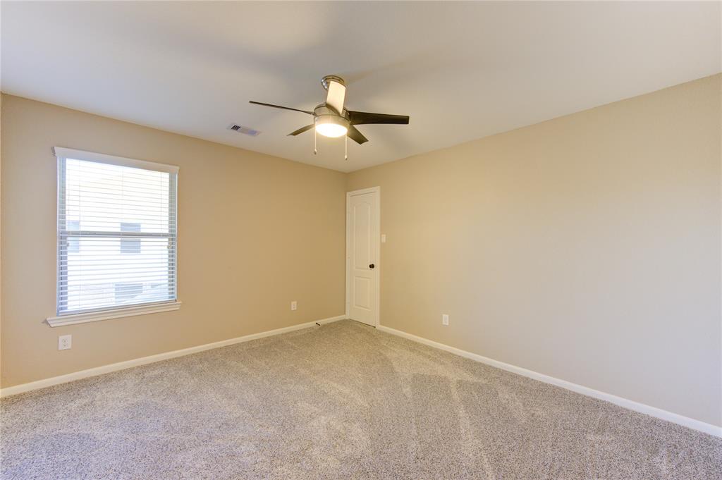 203 Harbor Bend Lane, Dickinson, Texas image 24