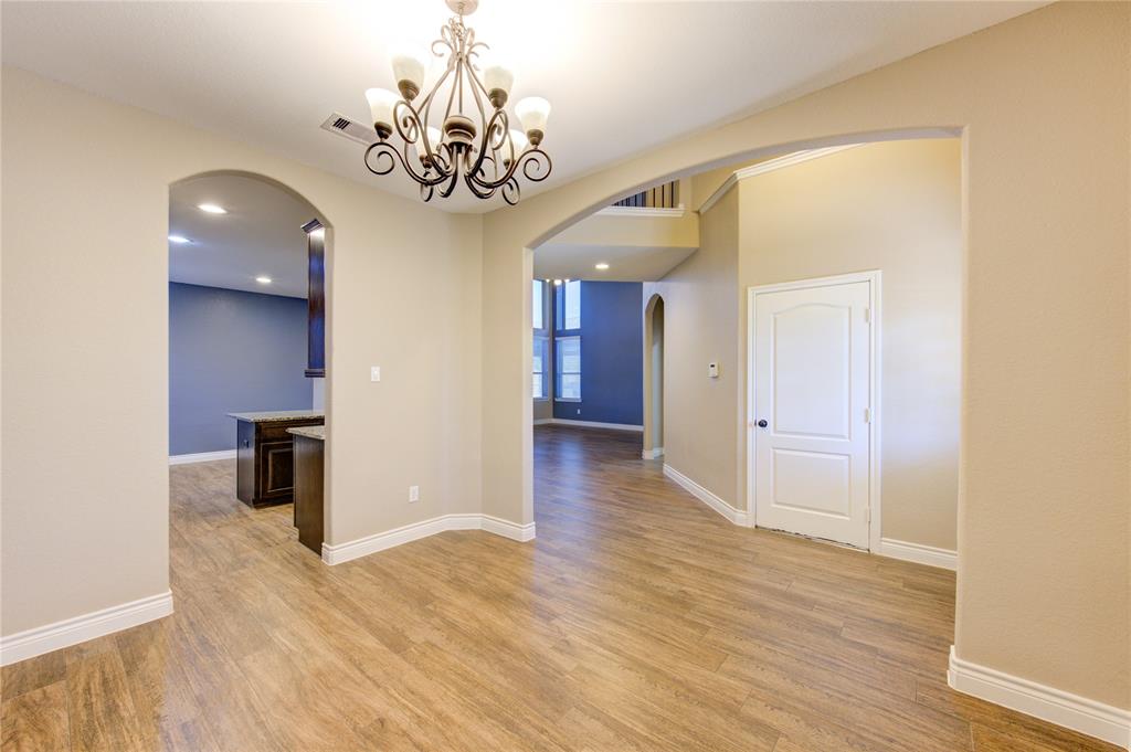 203 Harbor Bend Lane, Dickinson, Texas image 11