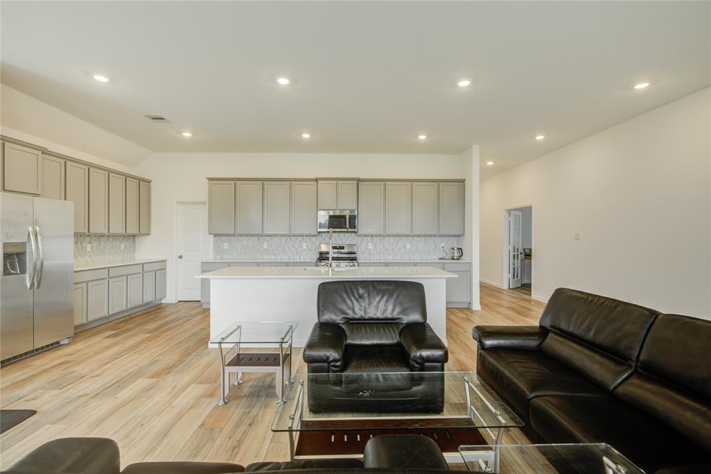 2430 Dewford Falls Drive, Richmond, Texas image 18