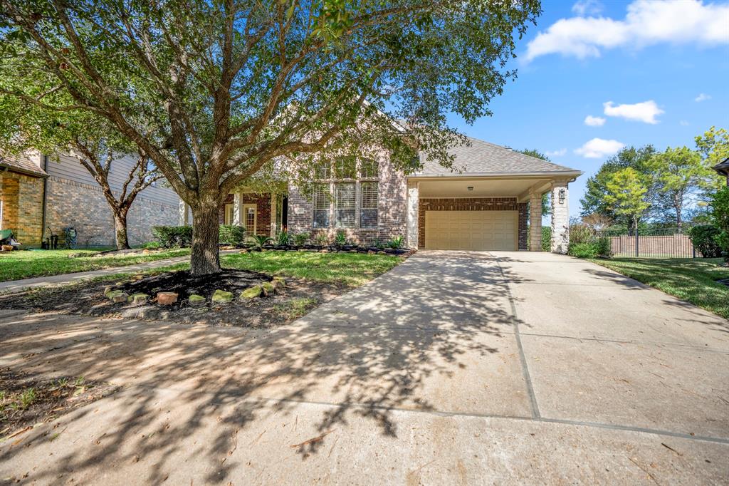 23107 Isthmus Cove Court, Katy, Texas image 3