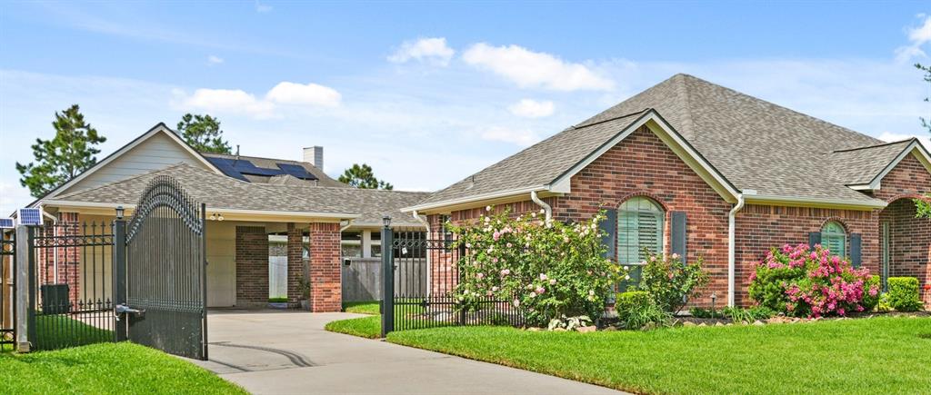 1704 Tempe Street, League City, Texas image 2