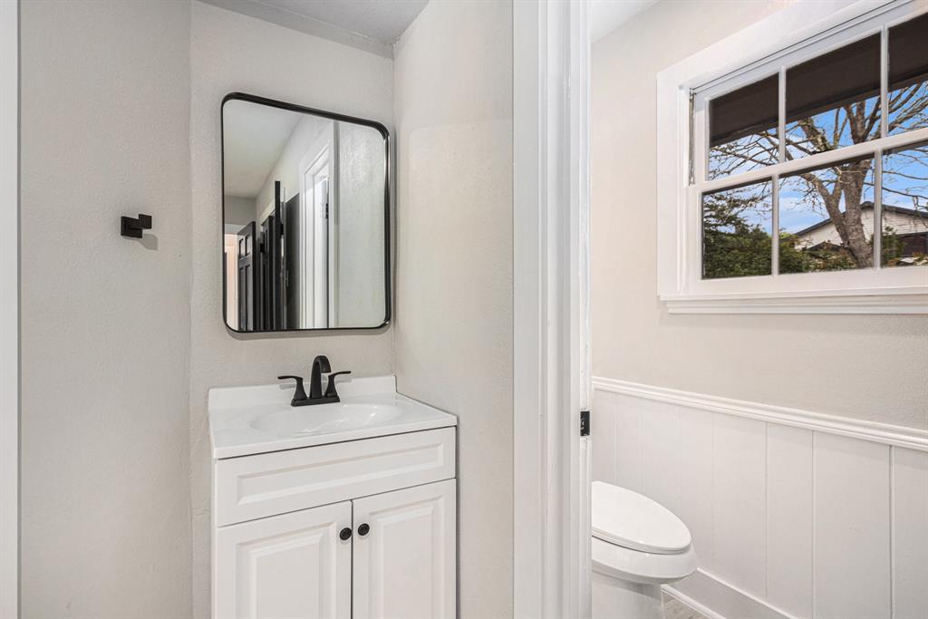 7702 Pecanwood Street, Hitchcock, Texas image 39