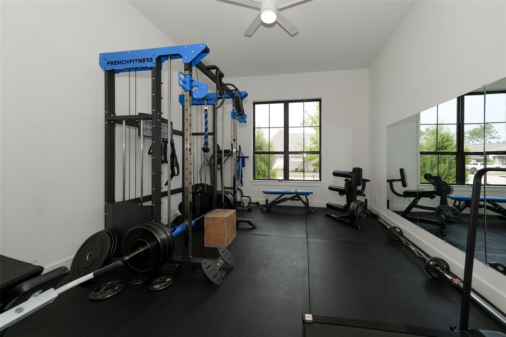 14924 Scarlet Branch Drive, Conroe, Texas image 32