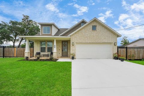 2310 Lomax Drive La Porte TX 77571