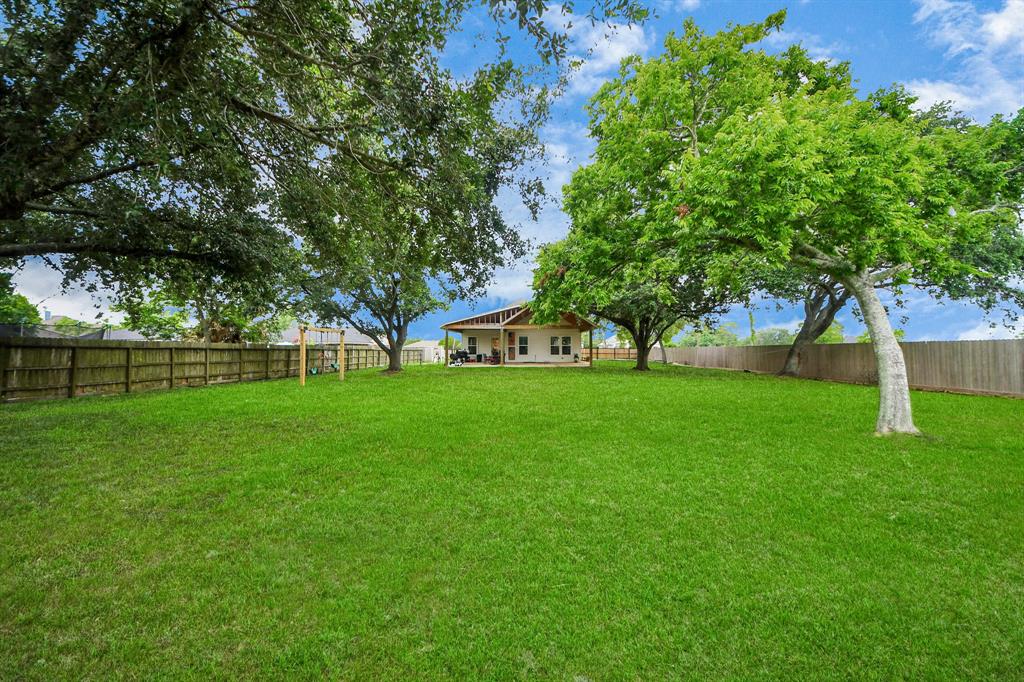 2310 Lomax Drive, La Porte, Texas image 37