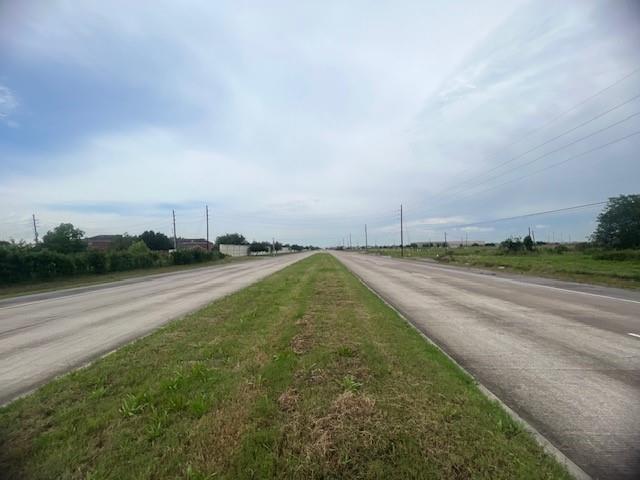 County Road 48, Pearland, Texas image 3