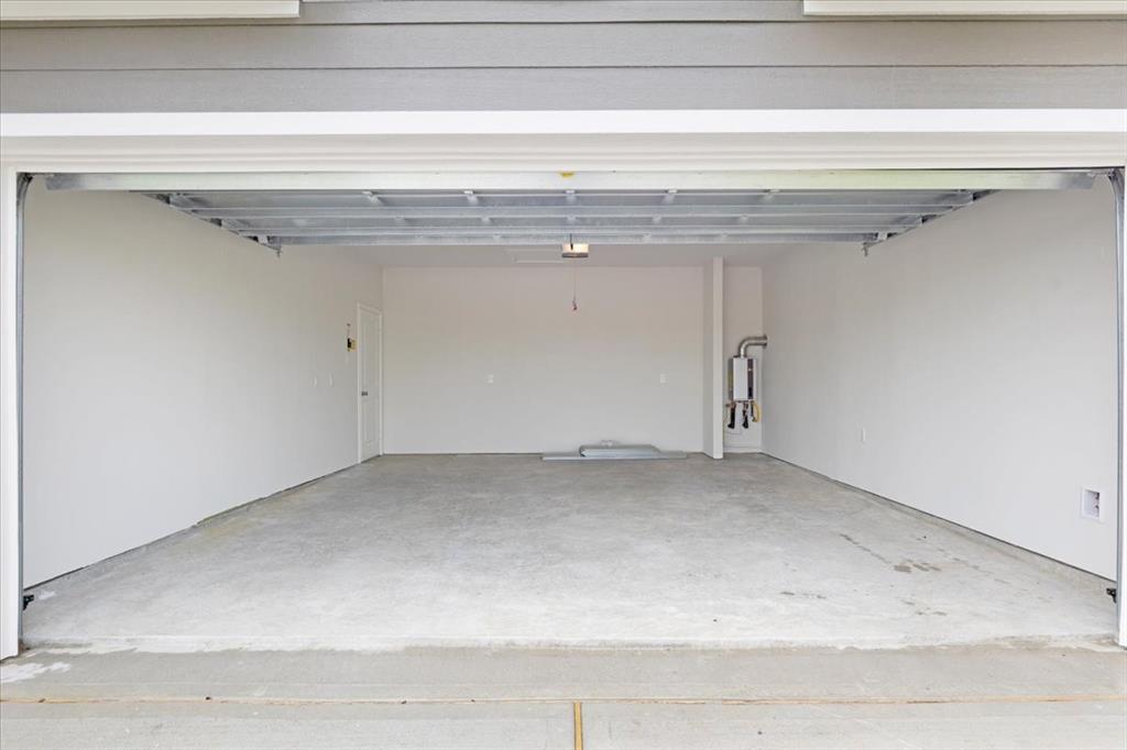 8946 Ice Quartz Drive, Iowa Colony, Texas image 25