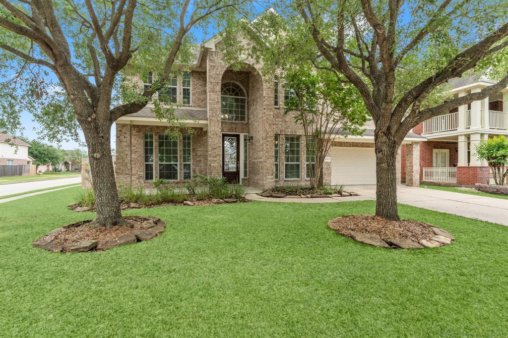 8303 Palmetta Spring Drive, Tomball, Texas image 1
