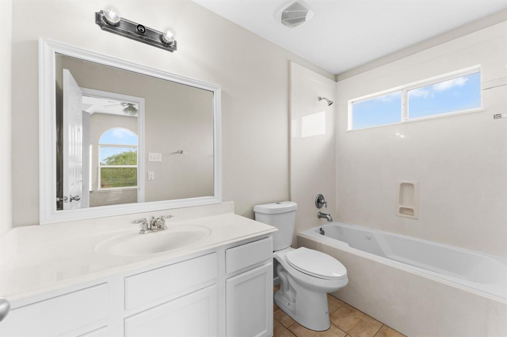 8303 Palmetta Spring Drive, Tomball, Texas image 36