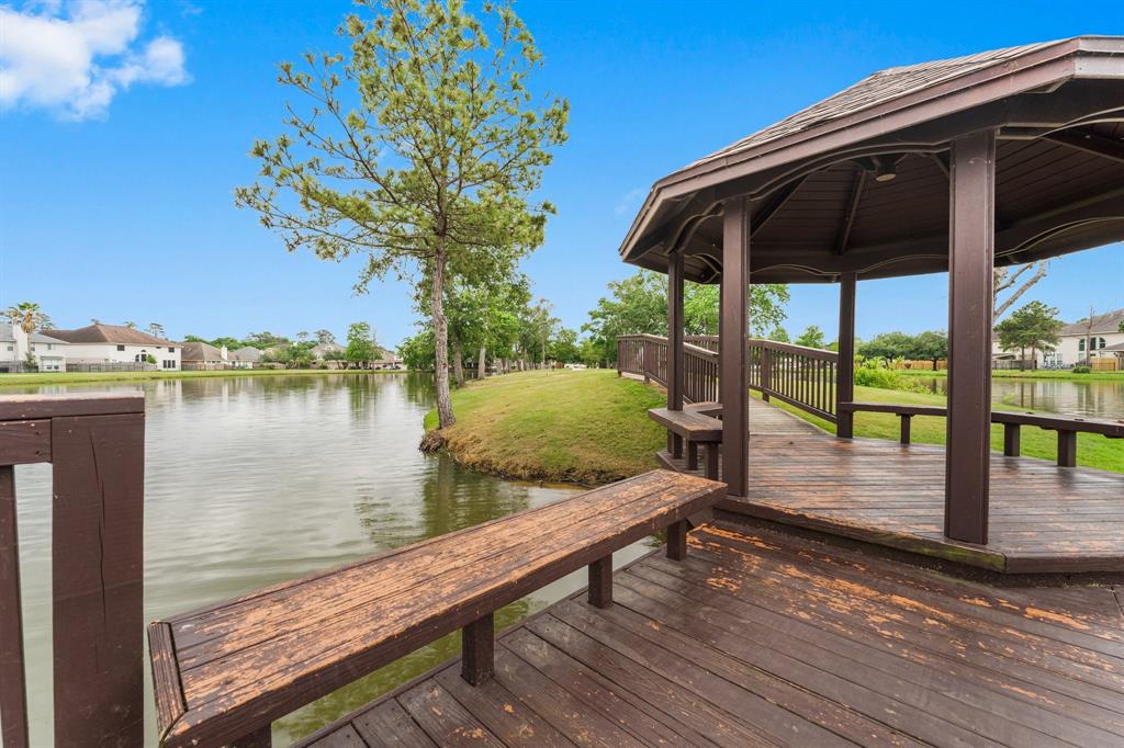 8303 Palmetta Spring Drive, Tomball, Texas image 47