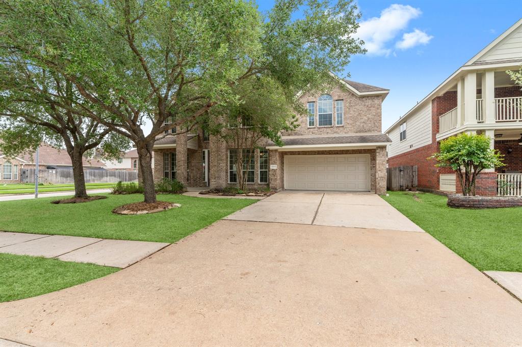 8303 Palmetta Spring Drive, Tomball, Texas image 2
